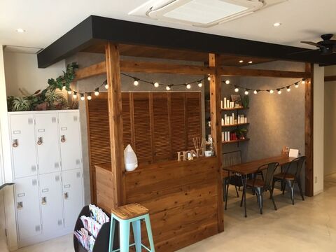 【八戸ノ里】技術だけでなく、人としても成長していけますよ！！これからの展開を考えてのスタッフ募集です★リゾートのようなゆったりとした時間が流れるプライベートサロンHonu（ホヌ）からアシスタント（美容師）の求人☆★