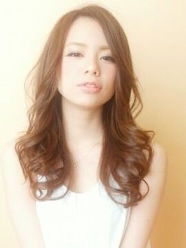 【三宮】≪最低保証あり≫入客チャンスあり！集客は会社が全面サポート♪お休みも選べるのでプライベートも充実！フリー45%・指名55%還元の完全歩合！頑張った分しっかり稼げますよ！「edge origination 三宮店（エッジオリジネーションサンノミヤテン）」からスタイリスト（美容師）の求人☆★