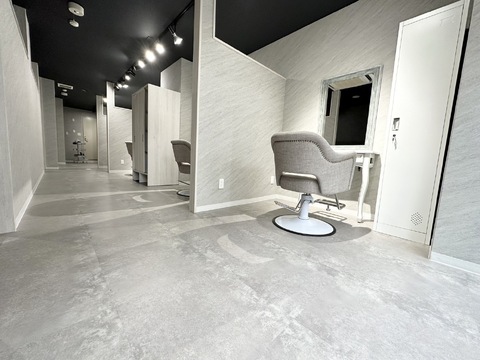 【西宮】≪完全自由出勤制≫≪土日休み・連休取得OK≫≪新規入客チャンスあり≫≪全室半個室≫ブリーチカラー・ダブルカラーなどトレンドのヘアカラーとケアにこだわったサロン！20～30代の方が中心に来られます！「ANBEL（アンベル）」からスタイリスト（美容師）の求人☆★