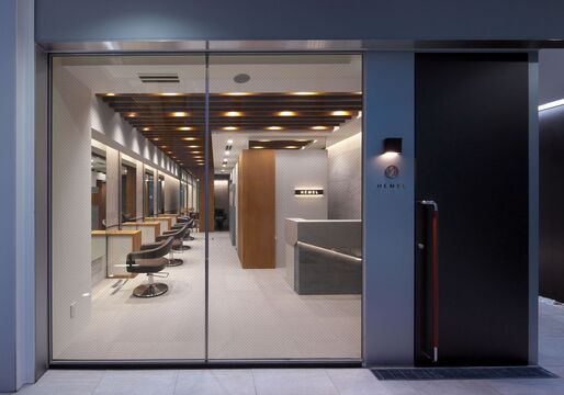 【元町】≪月給22万円≫≪社会保険完備≫≪完全週休2日制≫毎週土日いずれか休み！単価1万円以上の高級ヘアサロンだからこそ、丁寧な接客を得意とする方には必見です！「HEMEL（ヘームル）」からアシスタント（美容師）の求人☆★☆