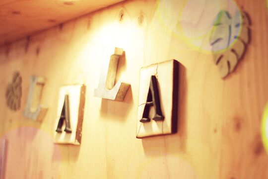 【JR三ノ宮】≪スタイリストデビューまで最短2年≫≪平均退社19時♪≫オーナーさんからしっかりとりした技術が学べる!!駅からすぐの隠れ家的プライベートサロン“LaLa Terrace（ララ テラス）”からアシスタント（美容師）の求人☆★☆