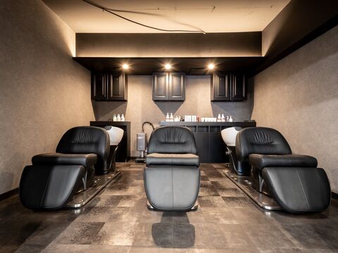 【名鉄一宮】◆高単価＋自由出勤制◆指名料全額還元でやりがいバッチリ！完全マンツーマンでお客様とじっくり関わりつつも稼ぐことができます！顧客様がいない方でも安心の「ORIGIN+（オリジンアド）」からスタイリスト（美容師）の求人☆★