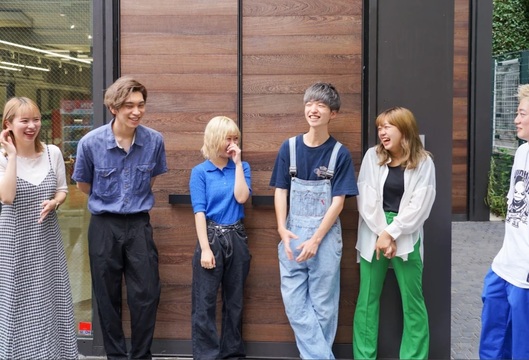 【春日駅】全国の主要都市や海外にも展開する大人気サロン≪業務委託と正社員を選択可能≫歩合制 フリー45％／指名55％以上 の高還元率にで月収100万円以上稼いでる方も多数在籍中！入客チャンス、やりがいもイッパイ！AUBE HAIR crea 福岡春日店（オーブヘアークレアフクオカカスガテン）からスタイリスト（美容師）の求人★☆