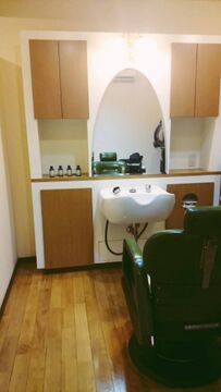 【橿原神宮前】スタッフさんの定着率◎産休制度など、女性スタッフが働きやすいサロンを目指しています！お客様と長いお付き合いをしていきたい方にオススメ★Ryu球（リュウキュウ）からスタイリスト（美容師）の求人☆★☆