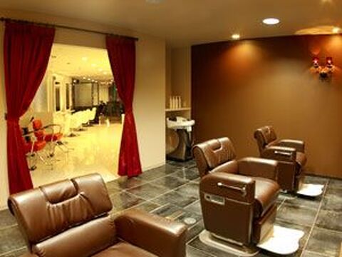 【初芝】人間関係がイヤでサロンを辞めてしまった方は必見のアットホームサロン「Avenir seek」からスタイリスト（美容師）の求人！自然とサロンワークが楽しくなる雰囲気があるんです☆☆