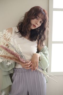 【西田辺】≪社会保険完備≫≪完全週休2日制≫≪短時間正社員制度あり！！≫産休後に復帰される方…男女問わず、しっかり稼げて長く働ける環境がありますよ♪もっと学びたい方には外部講習も充実してます！「Hair Make rise;（ヘア メイク ライズ）」からスタイリスト（美容師）の求人です☆★☆