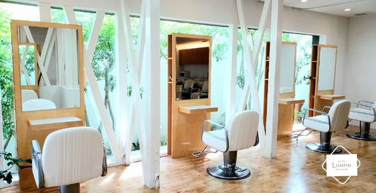 【伊川谷】≪完全マンツーマン≫スタイリストオンリーの委託サロン！最低保障を用意しているので安心！完全自由出勤でプライベートも充実させながら今までの経験を活かして下さい「Luana（ルアナ）」からスタイリスト（美容師）の求人☆★