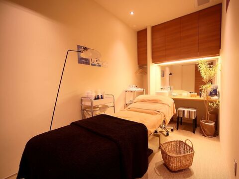 【みらい平】≪産休育休実績あり≫≪社会保険完備≫≪完全週休2日制≫働きやすさ重視！プライベートと両立しながら働ける環境！「idea みらい平店（イデアミライダイラテン）」からスタイリスト（美容師）の求人★☆