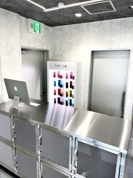 【堺東】≪フリー40％／指名50％≫高還元率で入客チャンス大!!ガッツリ稼いでいきたい方もプライベートを重視したい方も大歓迎！業務委託か正社員を選べる環境！「CARAT 堺東（カラットサカイヒガシ）」からスタイリスト（美容師）の求人★☆