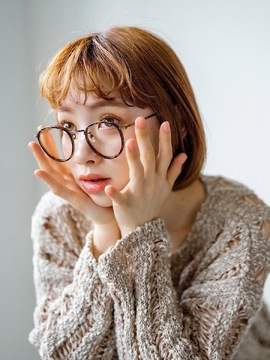 【田町】≪最低保障給あり≫≪土日祝休みOK≫≪業務委託or正社員で選択可能≫スタッフさんの努力をしっかり評価・還元しています！離職率が低く、長く活躍できるアットホームサロン！「Lebens（レベンス）」からスタイリスト（美容師）の求人☆★