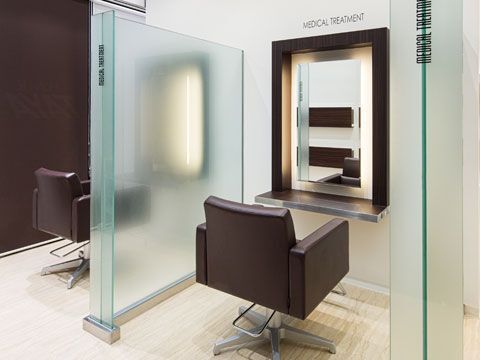 【土呂】＜完全週休2日制＞＜社会保険完備＞抜群の待遇を擁する全国に展開するサロン☆充実の研修体制があるので美容師を続けてもらえる環境が人気♪TAYA 大宮ステラタウン店（タヤオオミヤステラタウンテン）からアシスタント（美容師）の求人☆★