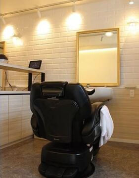 【沢ノ町】≪時給1200円スタート≫一人ひとりのお客様を丁寧に接客♪エステやヘッドスパも人気！「medical hair RoLO（メディカルヘアーロロ）」からスタイリスト（美容師・理容師）の求人☆★