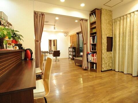 【高安】≪社会保険完備≫スタッフさんの定着率◎営業内レッスンを推奨しているので、夜も遅くならないですよ！1人1人のやりたいを尊重してくれるサロンMaSa hair（マサヘアー）からアシスタント（美容師）の求人☆★