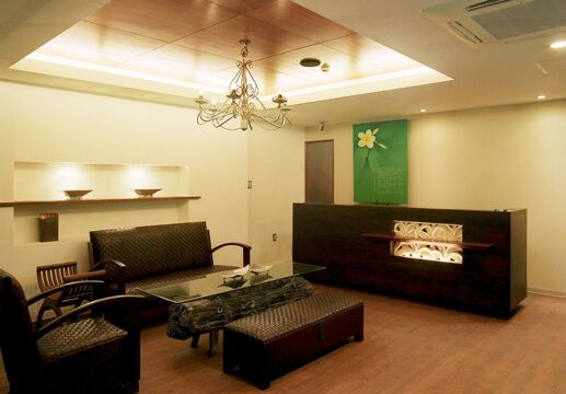 【金剛】独立 FC展開 それとも幹部  あなたの夢へと近づくことのできる環境が整ってます！非日常な空間を創り出すリゾートヘアサロン「Affiner（アフィネ）」からスタイリスト（美容師）の求人☆★☆