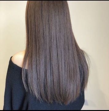 【春日川】≪完全週休2日制≫≪実働7時間勤務可能≫≪社会保険完備≫大型連休が年4回、年間休日115日でプライベートも充実。集客抜群で入社後すぐの方でもどんどん入客してもらえます。「HAIR SALON EXIA（ヘアーサロンエクシア）」からスタイリスト（美容師）の求人☆★