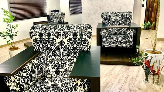 【銀座一丁目】≪完全週休2日制相談可能・社会保険完備・髪色ネイル自由≫オフィスネイルからアートネイルまで、幅広いデザインで大人気！働くスタッフのことを一番に考えています！休日数が多く、プライベートと両立しやすいサロン「GLAD nail 銀座店（グラッドネイルギンザテン）」からネイリスト（ネイル）の求人☆☆