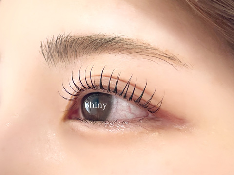 【岡場】≪未経験OK≫≪研修中もお給料あり≫≪社会保険完備≫≪週3日以上、1日6時間～≫≪20時までに退勤可能≫まつげエクステ＆まつげパーマ専門店！長く働ける環境があります！「eyelash salon Shiny（アイラッシュサロンシャイニー）」からアイリスト（まつげエクステ・まつげパーマ）の求人☆★☆