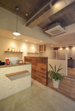 【嵯峨嵐山】≪20時迄に退勤OK≫≪入客チャンスあり≫豊富な手当ありで、働きやすい環境！！地域のお客様から愛されているので紹介でご来店のお客様も多数！アットホームサロン「hair&nail Lien（ヘアーアンドネイルリアン）」からスタイリスト（美容師）の求人☆★☆