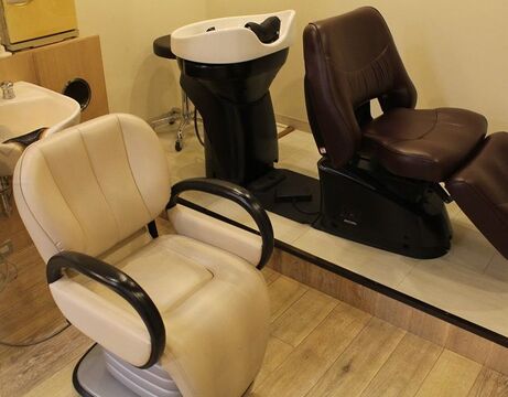 【久米田】≪完全週休2日≫≪平均19時退勤≫≪社会保険完備≫エイジングケアが強み！美肌、美髪づくりのヘアサロン♪メリハリつけて働けるのでプライベートも充実させられますよ☆「Lyuca（リュッカ）」からスタイリスト（美容師）の求人☆★☆