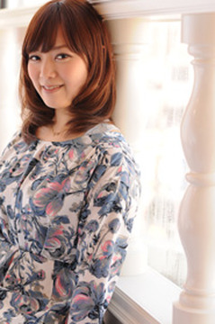 【忠岡】≪社会保険完備≫≪月7,8日休み≫ヘアケアだけでなく美容習慣もアドバイスできるので、長く信頼して通うお客様も多数♪撮影やコンテストにも参加、様々な経験を積める環境で一緒に成長していきましょう！！“freak”（フリーク）から、アシスタント・新卒生（美容師）の求人☆★☆