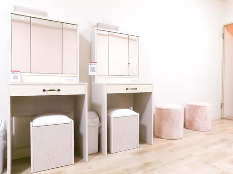 【天王寺】≪月4～10日休みの選択制＆連休OK≫≪日曜は17時に退勤可能≫フラットラッシュ専門店！プライベートも充実でき、長く仕事を続けられる環境があります！自分の技術を活かして活躍できる！「momo 天王寺店（モモテンノウジテン）」からアイリスト（まつげエクステ）の求人★☆★