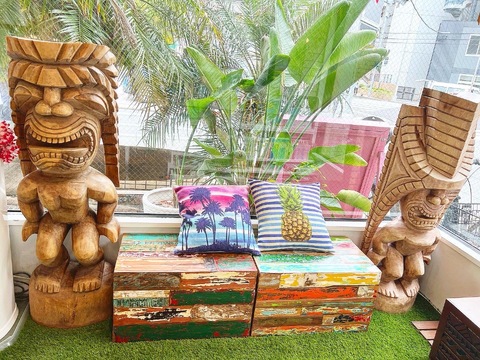 【西新】お客様の引継ぎや新規のお客様にドンドン入れるので今までの経験を活かせる環境！店内にはハワイに関係する雑貨や本がいっぱい！！温かい雰囲気のヘアサロン「HAIR MAKE MOANA（ヘアーメイクモアナ）」からアシスタント（美容師）の求人☆☆