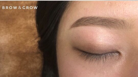 【烏丸】社会保険完備★月8日休み・月1回日曜休みOK★月給20〜25万円★落ち着いた雰囲気の大人サロン！”PSYCHE brow&grow 六角店（プシュケ ブロウアンドグロウ ロッカクテン）”からアイリスト（アイデザイナー・まつ毛エクステ）の求人★★