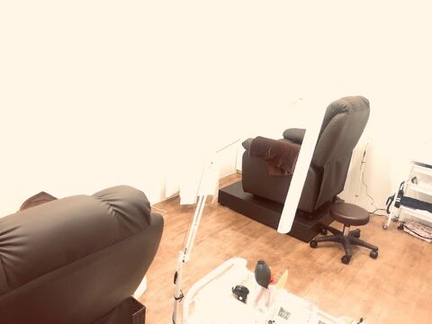 【通町筋駅】≪働き方が選べる・20代のお客様が多い≫業務委託なら土日祝のお休みも相談可能なので働きやすさバッチリ！！施術時間もしっかり確保しているのでお客様満足度が高いのも魅力のひとつ！！自分の時間を大切にできて長くお仕事できるアイラッシュサロン「TIGRE kamitori total beauty（ティグルカミトオリトータルビューティー）」からアイリスト（アイデザイナー・まつげエクステ）の求人