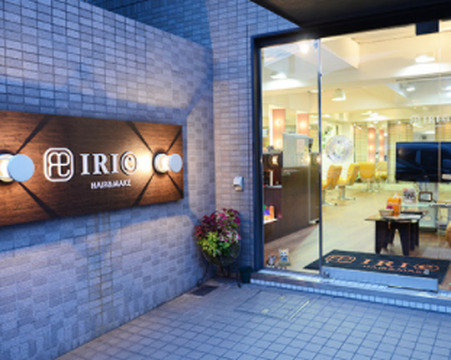 【守口市】≪社会保険完備！月8日休み！住宅手当あり≫幅広い年齢層のお客様が来店され、カット入客チャンスが多い！glow 守口店（グロウモリグチテン）からスタイリスト（美容師）の求人☆★