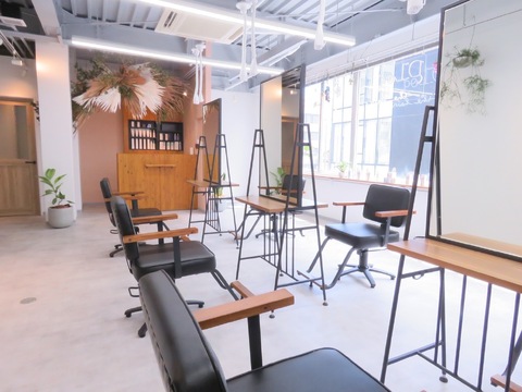 【谷町六丁目】≪完全個室サロン≫≪月給25万円スタート≫≪社会保険完備≫2026年2月にリニューアルオープン予定です！カラーとケアに力を入れる髪質改善サロン「LOGE spa & treatment（ロジ スパアンドトリートメント）」からスタイリスト（美容師）の求人☆★☆