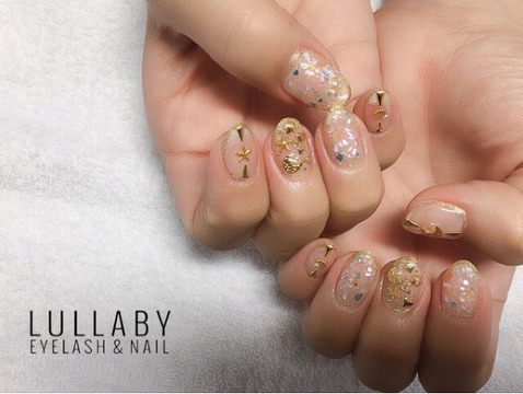 【吉祥寺】《社会保険完備》《月8日休み》《産休育休制度あり》充実の福利厚生で安心！アイラッシュとネイルを併設しているトータルビューティーサロン“LULLABY 吉祥寺店（ララバイキチジョウジテン）”からアイリスト（アイデザイナー・まつ毛エクステ）の求人★☆★