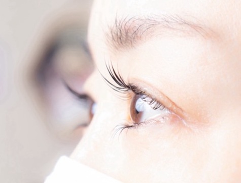 【錦糸町】≪完全週休2日制≫≪土日休み月2回まで可能≫≪実働8時間≫≪未経験・新卒生OK≫≪社会保険完備≫≪産休育休実績あり≫モデル集め全面サポート＆研修制度も充実！長く安心して働ける環境が整った「Crois（クロイス）」からアイリスト（まつげエクステ・まつげパーマ・アイブロウ）の求人☆★