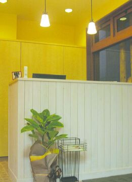 【南ウッディタウン】≪最短1年半デビュー≫≪自社スタジオ完備≫営業中もスキルアップできます！楽しみながら成長出来るアットホームな地域密着型サロン「OLIVE Hair Luce（オリーブヘアールーチェ）」からアシスタント（美容師）の求人☆★