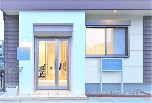 【JR柏原駅】≪完全週休2日制≫≪社会保険完備≫≪18時閉店≫≪土日休み相談可能≫≪マンツーマン施術可能≫≪スタイリストオンリー≫大人女性に人気の髪質改善サロン！個室スペースがあり、お客様一人一人に向き合った接客ができます！「petite（プティット）」からスタイリスト（美容師）の求人☆★