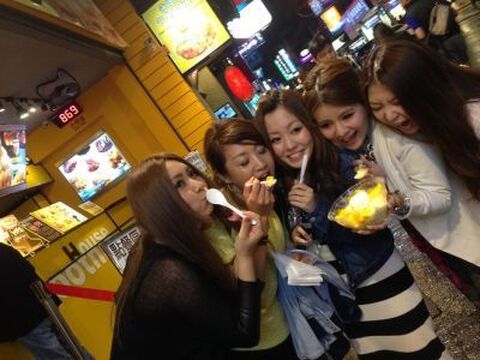 【心斎橋】《未経験OK!社保完備!年4回賞与有!》アットホームなStar Lash（スターラッシュ)! 徹底した安全管理と高い技術力で人気のサロン!!年4回の賞与でやる気UP★★アイリスト（アイデザイナー・まつげエクステ）の求人です!!