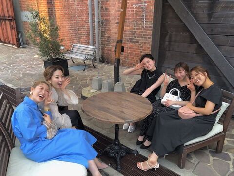 【富田林】◆月給23万円スタート♪社会保険完備★完全週休2日制◆アイラッシュにネイル、興味のある事に挑戦させてもらえるサロンです★Gigi＋full a head（ジジ フルアヘッド）からスタイリスト（美容師）の求人★☆