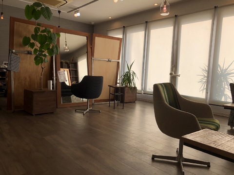 【藤並駅】≪社会保険完備≫≪月8日休み≫≪土日休み月1回までOK≫≪20時までに退勤可能≫≪ママさんの応募歓迎≫生涯付き合えるサロンをモットーに地域のお客様に向き合い続けるサロン！「LOVE HAIR GREeN（ラブヘアーグリーン）」からスタイリスト（美容師）の求人☆★