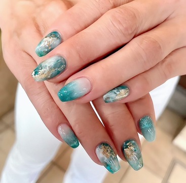 【天王寺】≪パラジェル認定サロン≫≪総売上の50％還元≫≪16時までに退勤可能≫≪土日休み取得OK≫高い技術力があり、高リピート率の大人気ネイルサロン！集客力抜群のサロンで、しっかり入客したい方にオススメ！「nail salon midpoint（ネイルサロンミッドポイント）」からネイリスト（ネイル）の求人☆☆