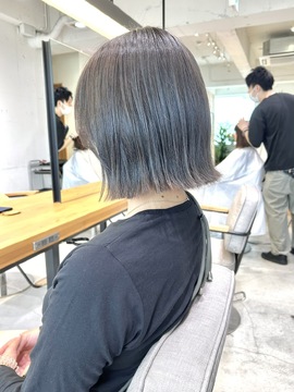 【宝塚】≪未経験・通信生・新卒生歓迎≫≪社会保険完備≫≪最短1年でスタイリストデビュー可能≫≪ウィッグ代半額負担≫≪独立支援あり≫髪質改善特化サロン！！文句なしの教育体制でしっかり学んで成長したい方必見！「Luis 宝塚（ルイスタカラヅカ）」からアシスタント（美容師）の求人★☆