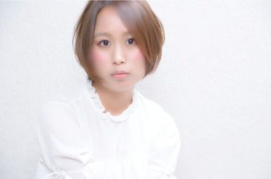 【大宮】≪社会保険完備≫≪有給休暇年10日≫など働きやすい環境が整ったアットホームサロン！教育体制もしっかりしており、頑張り次第で1年での早期デビューも可能です「hair&make azur 大宮店（ヘアーアンドメイクアズールオオミヤテン）」からアシスタント（美容師）の求人★☆