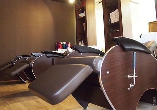 【恩智】≪社会保険完備＆日曜日定休あり≫安心して長く働ける環境がバッチリ◎産休から復帰するスタッフも多数！無料託児所併設のサロン「Shalom Soirs（シャロームソアーズ）」からスタイリスト（美容師）の求人☆★☆