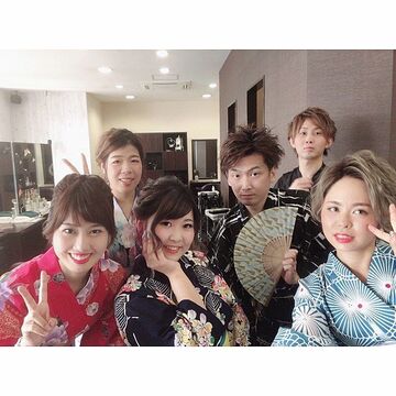 【JR佐賀駅】≪完全週休二日制≫≪社会保険完備≫福利厚生が充実しているので長く安心してお仕事が出来る環境です！！幅広い世代のお客様に愛されるヘアサロン「hair design COLORE（ヘアーデザインコローレ）」からアシスタント（美容師）の求人★☆