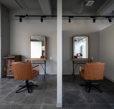 【水道町駅】≪完全週休3日制もOK・土日休み相談OK・社会保険完備・月給24万円保証・時短勤務OK≫還元率も高く収入、お休み共に充実できる環境です！髪質改善が強い完全予約制マンツーマンヘアサロン「ノンダメージサロン（R） 熊本上通り店（ノンダメージサロンクマモトカミトオリテン）」からスタイリスト（美容師）の求人☆★