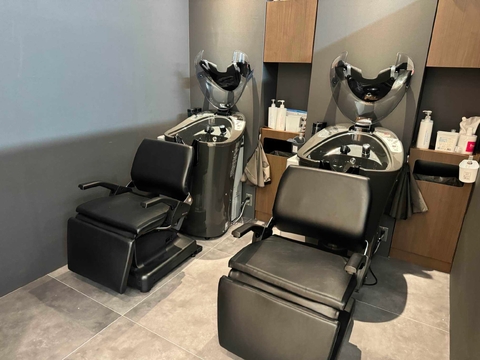 【JR尼崎駅】≪正社員・パート・アルバイト・業務委託≫オートシャンプー台完備のカットカラー専門店！美容師の経験を活かして活躍できる新しいサロンです！自分に合った働き方を選べます！「Choco Salo 尼崎店（チョコサロアマガサキテン）」からスタイリスト（美容師）の求人☆★