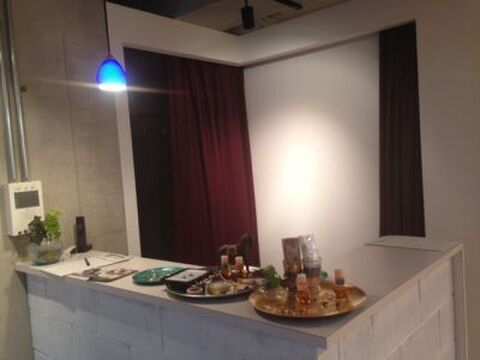 【新町】経験の浅い方もOK！夏期・年末年始休暇以外に冬期休暇システムもアリ★年3回の連休を使ってリフレッシュしましょう♪ファミリー層のお客様を中心に人気のサロンPrecious (プレシャス)からアシスタント(美容師)の求人☆★☆