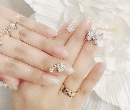 【本厚木】≪未経験歓迎・社会保険完備・髪色、ネイル自由≫週2日から勤務OK！働くママさん＆Wワーク希望の方必見です！自分にあった働き方ができるサロン「Patchiri Omeme（パッチリオメメ）」からネイリスト（ネイル）の求人☆☆