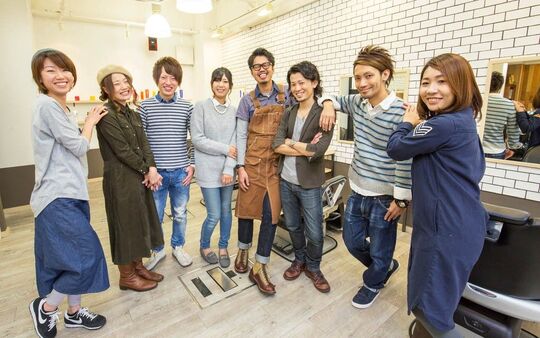 【大野台】≪完全週休2日≫≪有給休暇あり≫地域で人気！ユニセックスサロンなのでレディースの技術も学べて入客できる！将来の可能性を広げる経験をするなら「Ms HAIR Colorado Rock（エムズヘアコロラドロック）」から理容師（理容室）の求人☆★