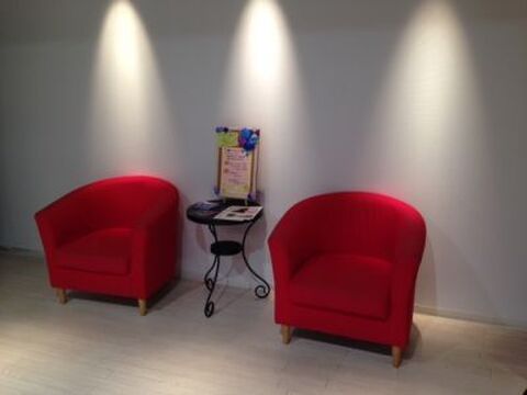 【高槻】◇◆社会保険完備◆◇指導力抜群のオーナーさんの下で一緒に成長していきましょう！！興味のある事は、どんどん挑戦させてもらえる環境★HAIR’S　Loop (ヘアーズループ)からアシスタント(美容師)の求人☆☆