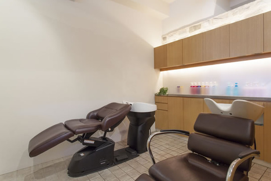 【中百舌鳥】≪社会保険完備≫≪入客チャンスあり≫一人一人のお客様に合わせたカウンセリングを大切にしています！撮影にも興味がある方にもオススメ！「Rue de Noel（ルードノエル）」からスタイリスト・Jr.スタイリスト（美容師）の求人★☆