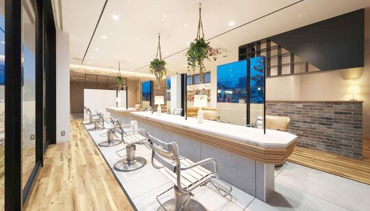 【松井山手】≪月8日休み≫≪社会保険完備≫≪リフレッシュ休暇あり≫≪産休制度あり≫着付けやメイクも学べる！美容師を長く続けられる環境が人気です！幅広い層の方たちから支持される人気のお店ですよ！Jour finon(ジュ―ルフィノン)からアシスタント（美容師）の求人☆★☆